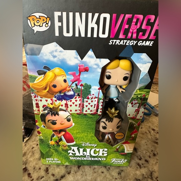 Chase FunkoVerse Alice in WonderLand board game - Picture 1 of 3